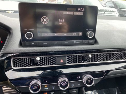 Used 2023 Honda Civic Sport image 11