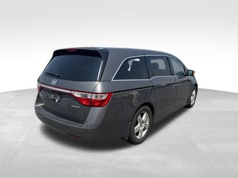 Used 2013 Honda Odyssey Touring image 9