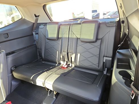 New 2026 Volkswagen Atlas SE image 10