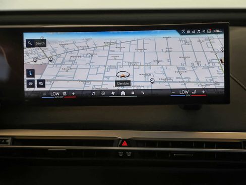 Used 2025 BMW iX xDrive50 w/ Premium Package image 13