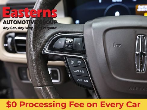 Used 2022 Lincoln Nautilus AWD w/ Premium Package image 15