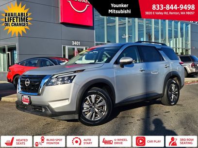 Used 2024 Nissan Pathfinder SV
