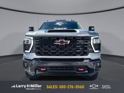 New 2026 Chevrolet Silverado 2500 ZR2 w/ LPO, Dark Essentials Package