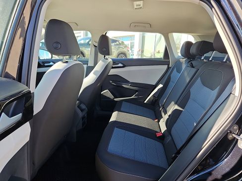 New 2026 Volkswagen Taos S image 9