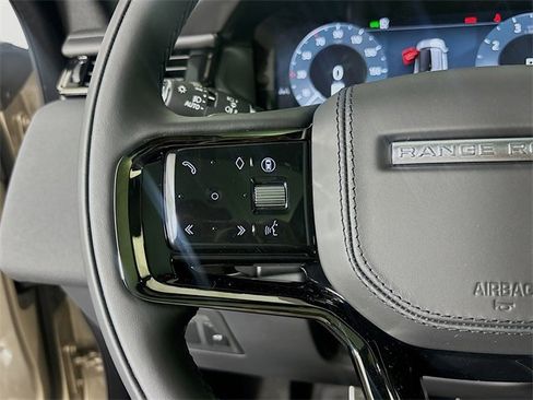 New 2026 Land Rover Range Rover Velar Dynamic SE image 10