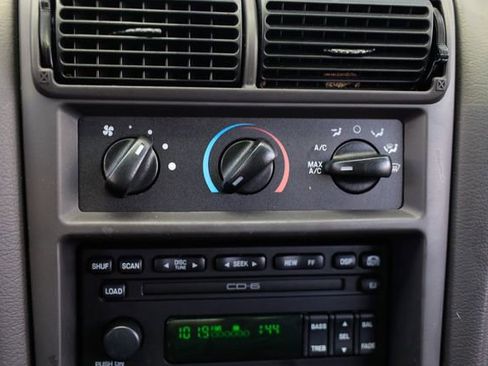 Used 2001 Ford Mustang GT image 30