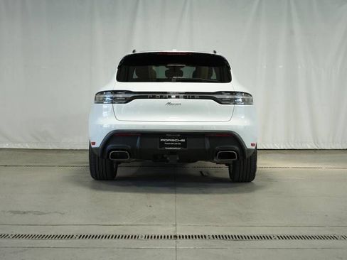 Certified 2026 Porsche Macan AWD/4WD image 6