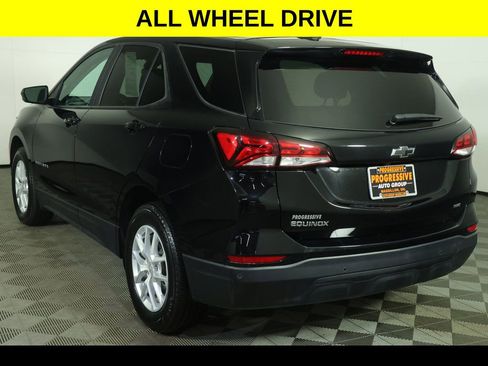 Used 2024 Chevrolet Equinox LS w/ LS Convenience Package image 4