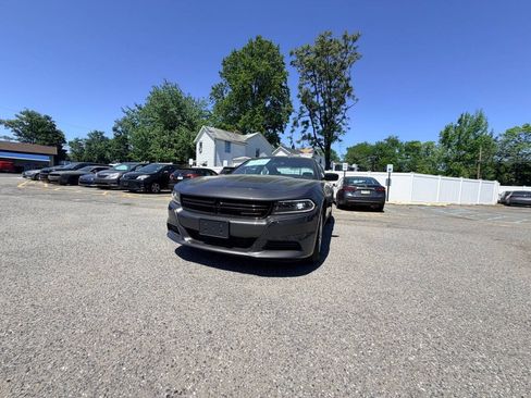 Used 2023 Dodge Charger SXT w/ Cold Weather Package RWD image 2