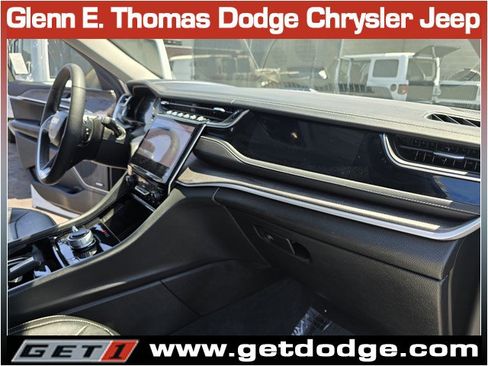 Used 2022 Jeep Grand Cherokee Limited 4xe w/ Luxury Tech Group II AWD/4WD image 34