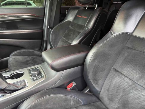 Used 2018 Jeep Grand Cherokee Trailhawk image 40