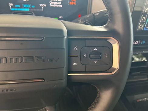 Used 2024 GMC Hummer EV 3X image 57