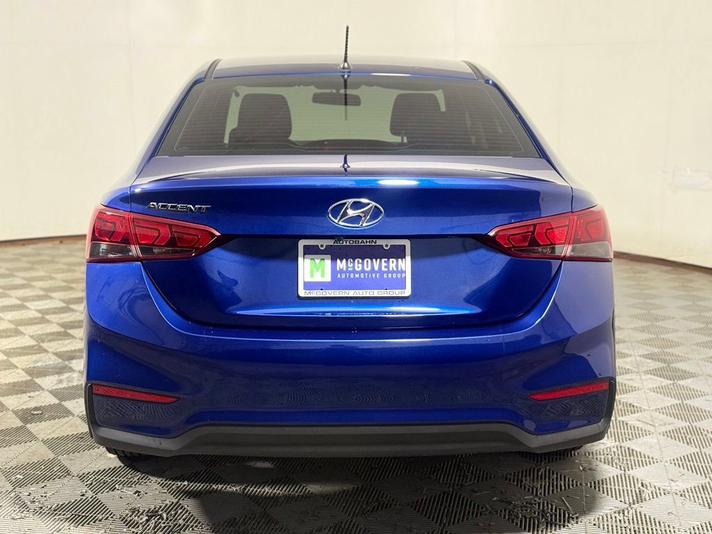 Used 2022 Hyundai Accent SE FWD image 5