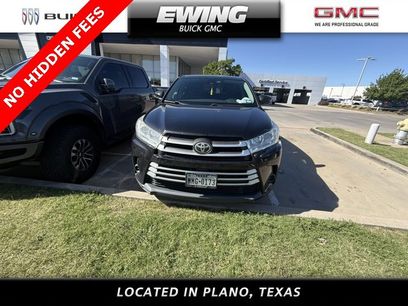Used 2019 Toyota Highlander LE