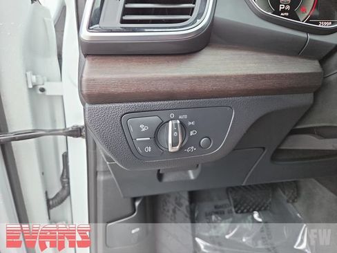 Used 2023 Audi Q5 2.0T Premium Plus AWD/4WD image 18