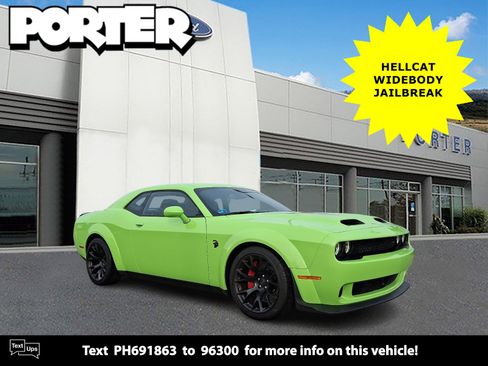 Used 2023 Dodge Challenger SRT Hellcat image 1