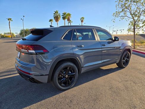 New 2026 Volkswagen Atlas Cross Sport SEL R-Line AWD/4WD image 4