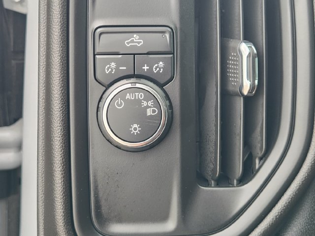 Used 2024 Chevrolet Silverado 1500 Custom w/ LPO, Dark Essentials Package RWD image 21