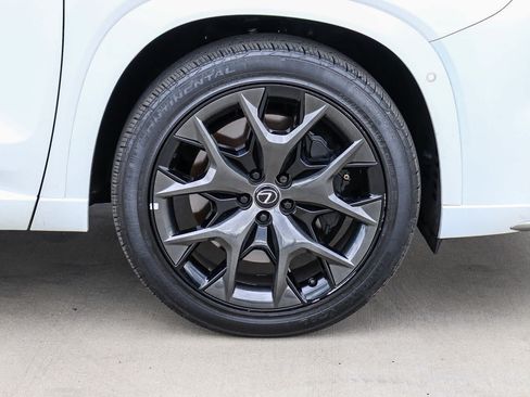Certified 2024 Lexus TX 500h AWD w/ Technology Package image 8