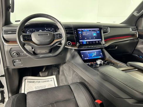 Used 2024 Jeep Grand Wagoneer L 4WD image 21