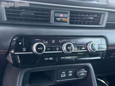 Certified 2023 Honda Pilot Sport image 29