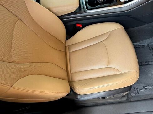 Used 2019 Audi Q8 Premium Plus w/ Premium Plus image 36