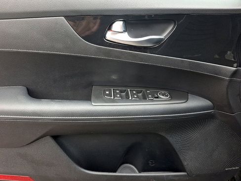 Used 2024 Kia Forte GT-Line w/ GT-Line Premium Package image 13