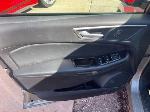 Used 2020 Ford Edge SEL w/ Convenience Package image 23