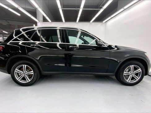 Certified 2022 Mercedes-Benz GLC 300 image 5