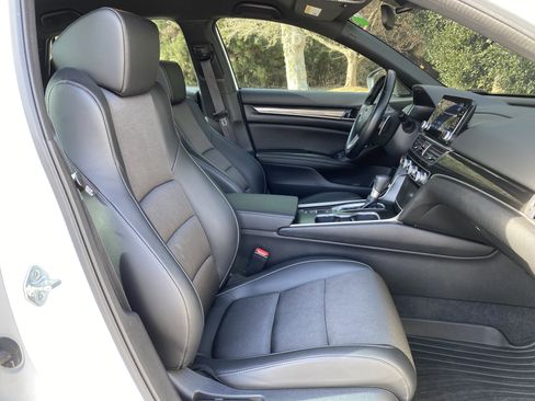 Used 2022 Honda Accord Sport image 32