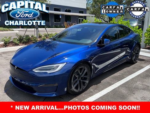 Used 2022 Tesla Model S Plaid image 2