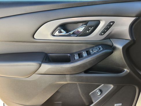 Used 2021 Chevrolet Traverse Premier w/ Redline Edition image 25