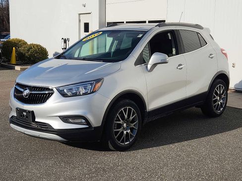 Used 2019 Buick Encore Sport Touring image 3