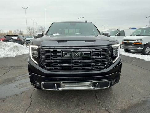 Used 2024 GMC Sierra 1500 Denali Ultimate image 3