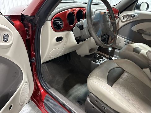 Used 2005 Chrysler PT Cruiser GT FWD image 10