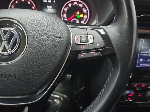 Used 2020 Volkswagen Passat 2.0T SEL image 21