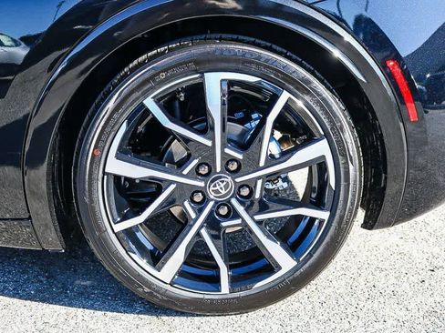 New 2026 Toyota Prius XSE FWD image 10