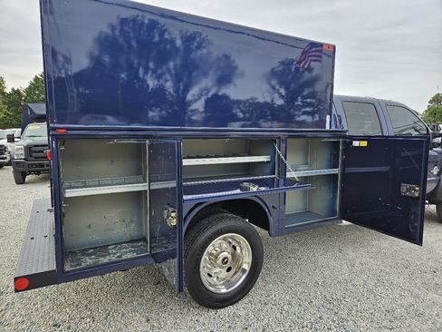 Used 2011 Ford F450 XL w/ PWR Equipment Group image 17