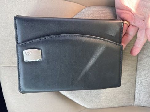 Used 2020 Toyota Camry LE image 12