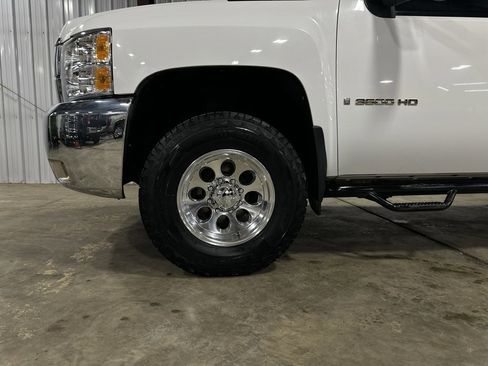Used 2009 Chevrolet Silverado 3500 LTZ w/ LTZ Plus Package image 30