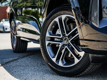 New 2025 Audi Q5 Premium