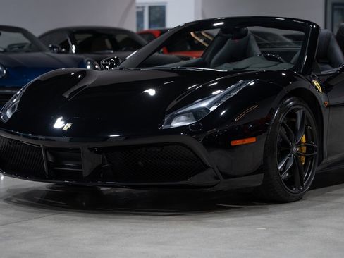 Used 2018 Ferrari 488 Spider image 70