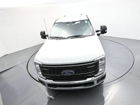 Used 2026 Ford F250 XL RWD image 19