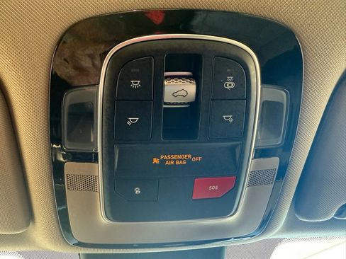 Used 2022 Hyundai Santa Fe SEL w/ Convenience + Premium Package image 46