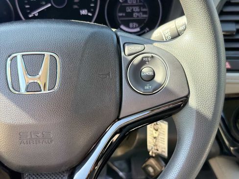 Used 2022 Honda HR-V LX image 21