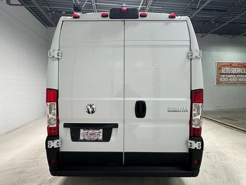 Used 2025 RAM ProMaster 2500 w/ Convenience Group FWD image 7