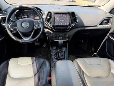 Used 2020 Jeep Cherokee Limited AWD/4WD image 12