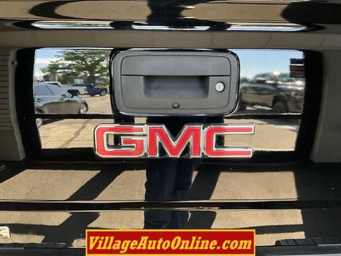 Used 2018 GMC Sierra 3500 Denali w/ Duramax Plus Package AWD/4WD image 30
