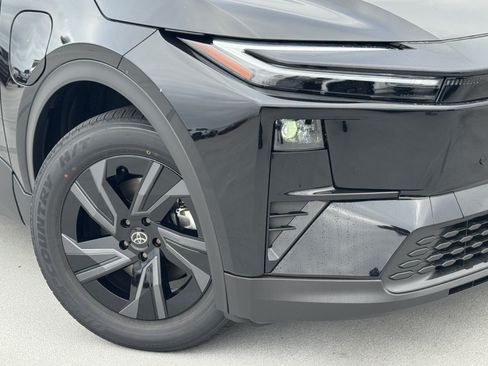 New 2026 Toyota C-HR AWD/4WD image 10