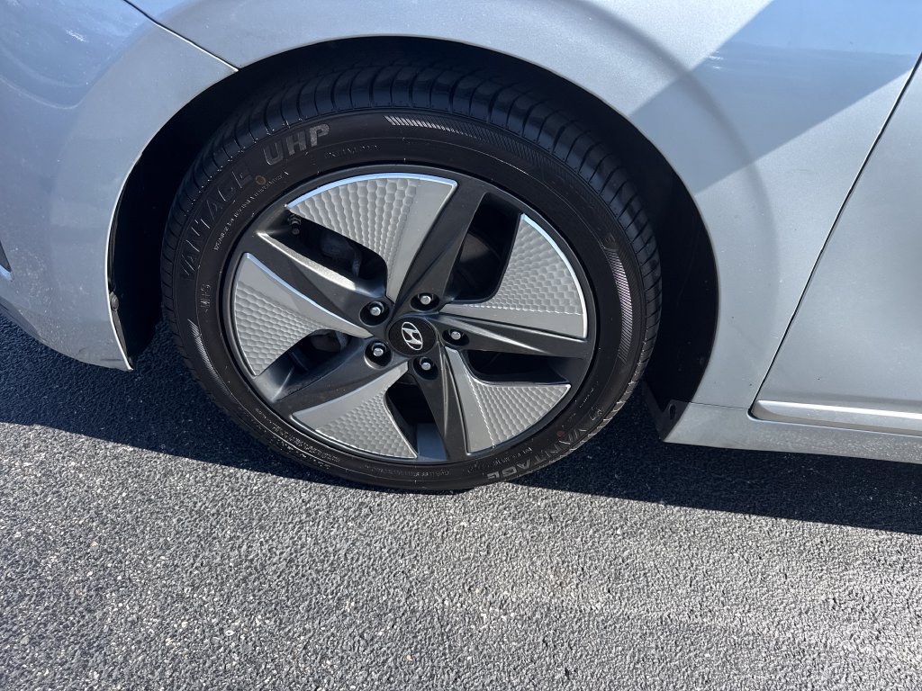 Used 2022 Hyundai Ioniq SEL FWD image 20